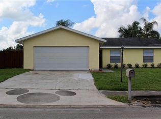 15720 Coral Vine Ln, Fort Myers, FL 33905