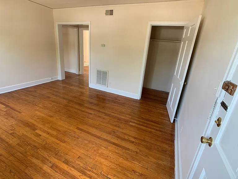 917 Oxmoor Rd #201 — Photo 25