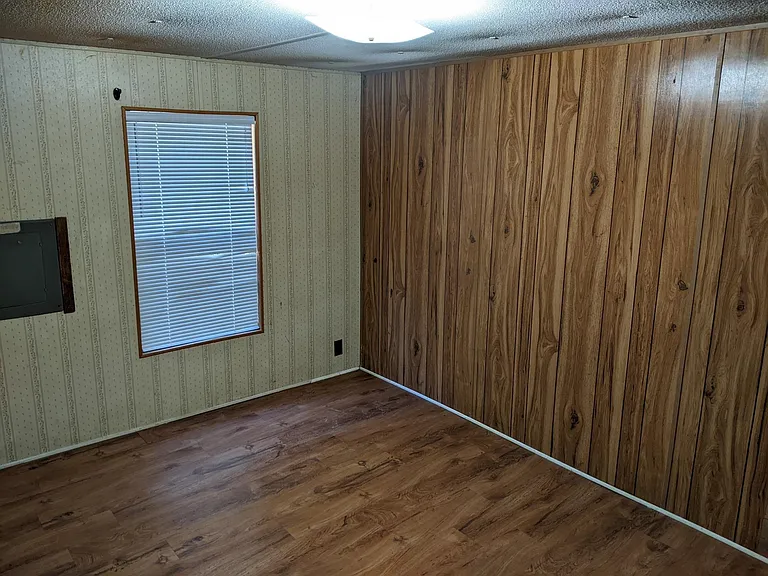 11231 Daddy Hall Ln — Photo 7