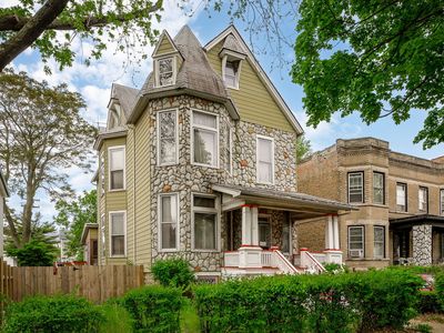 5733 W Ohio St, Chicago, IL, 60644
