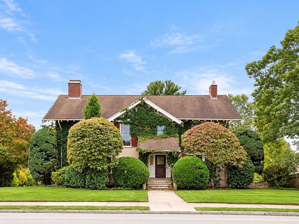 1st image of 42 Everett Ave