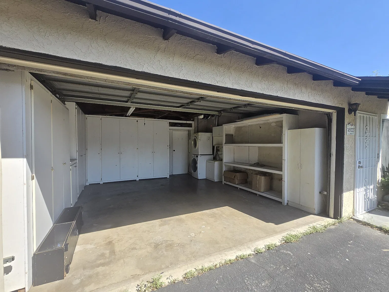 3 bed, 1550 sqft, $3,600 — Photo 2