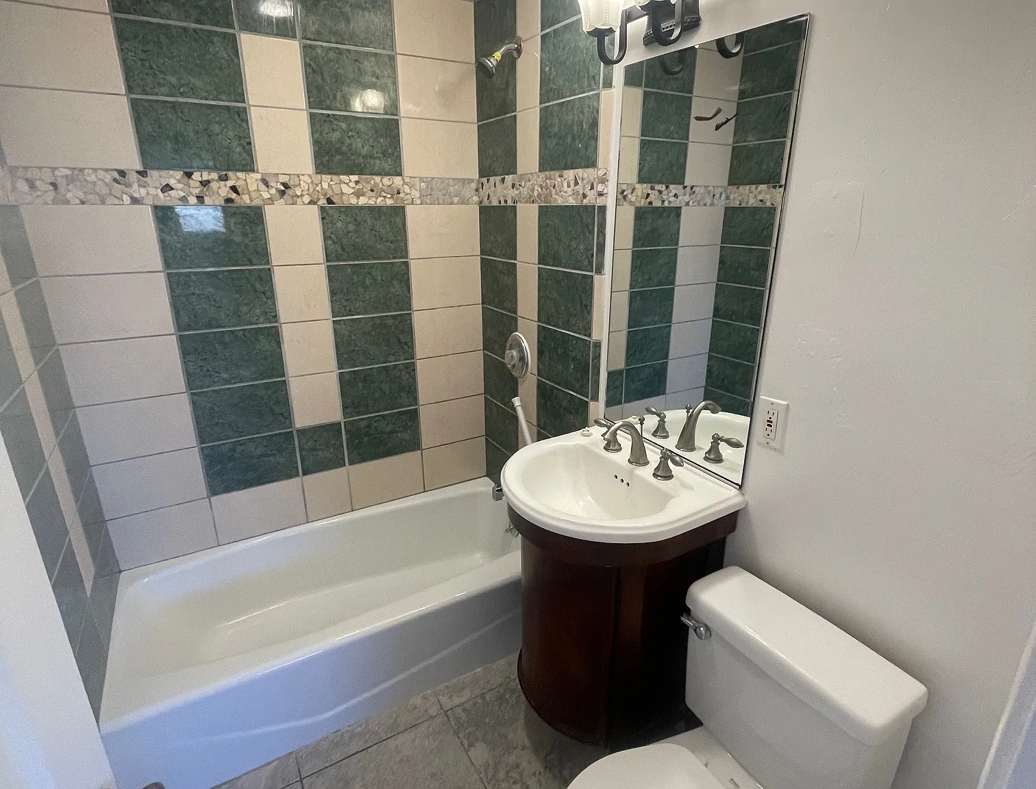 1 bed, 600 sqft, $2,850 — Photo 2
