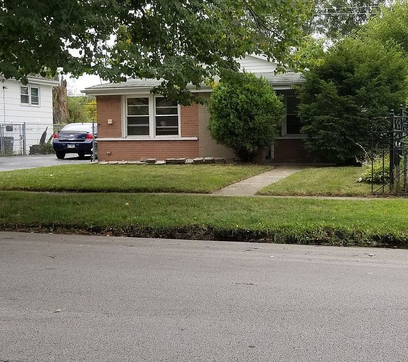 2nd image of 16428 California Ave
