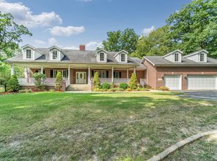 27200 Dutton Rd, Beecher, IL 60401