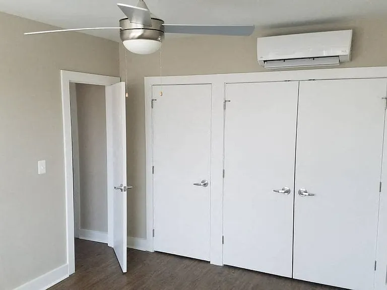 Embassy Tower Apartments — Photo 12
