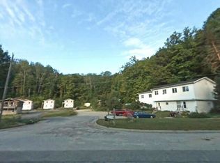 6888 N Conway Rd APT 2, Alanson, MI 49706