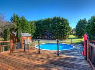 396 Raye Dr, Winston Salem, NC 27107