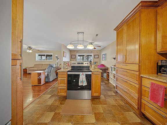 5th image of 2500 N 29th St