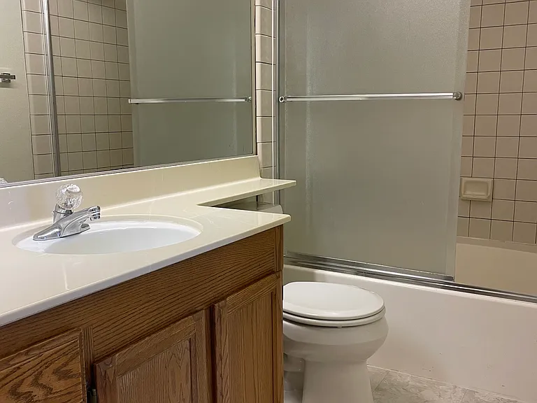 548 Eldridge Ave — Photo 8