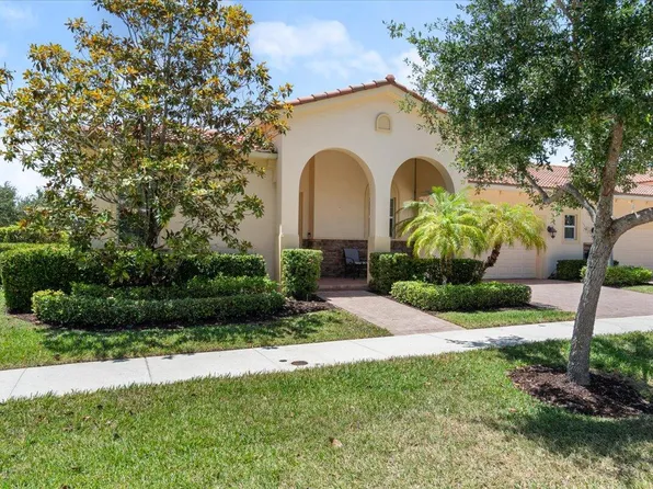 10145 SW Canossa Way, Port St Lucie, FL 34986