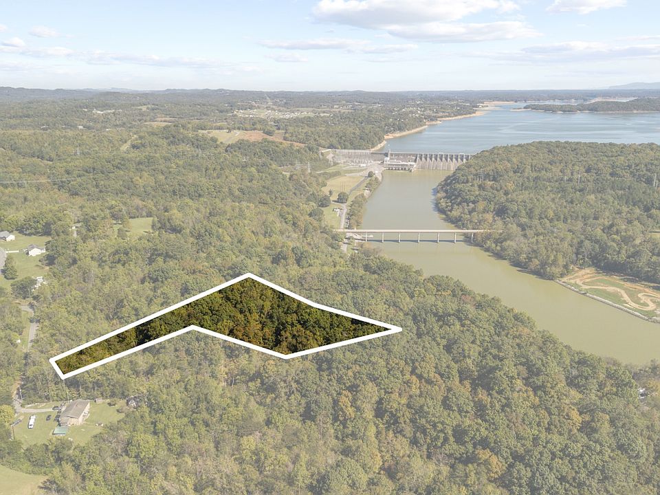 1st image of 2 Roberts Rd