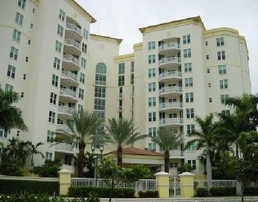 Home For Sale In Townsend Place