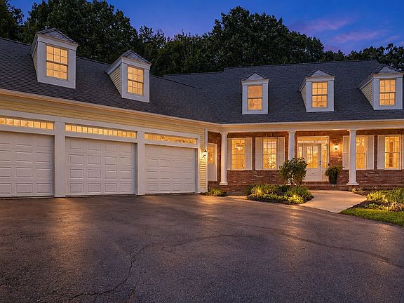 2nd image of 70 Appaloosa Ln