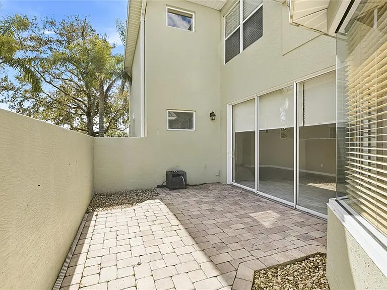 11639 Old Florida Ln — Photo 9