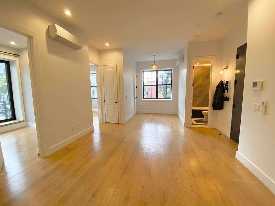1st image of 194 Montrose Ave #2G