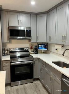 30 Stevens Street #211, Bridgeport, CT, 06606