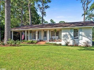 158 Pinecrest Ln, Fairhope, AL 36532