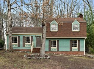 2817 McManaway Dr, Midlothian, VA 23112