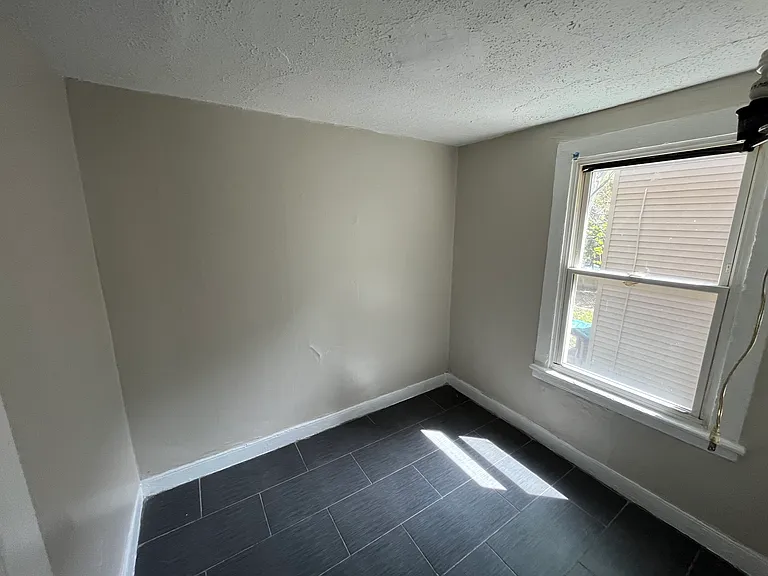 335 Congress St #2 — Photo 5