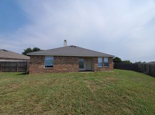 130 Jackson Dr, Terrell, TX 75160