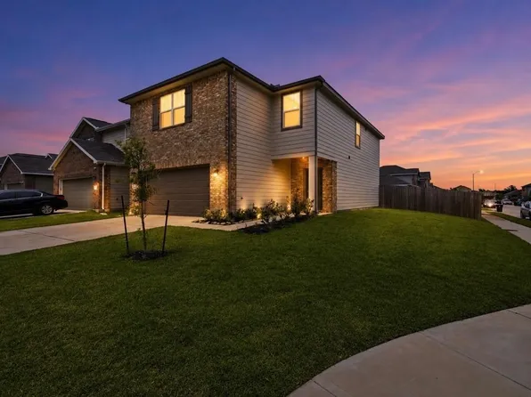 10138 Tiger Flower Ln, Houston, TX 77016