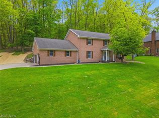 1368 Terrace Rd NW, New Philadelphia, OH 44663