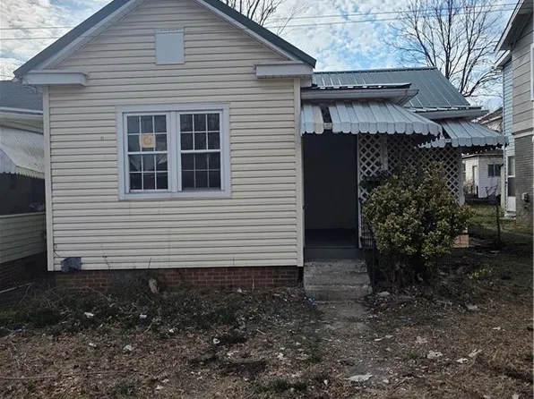 811 13th St, Huntington, WV 25701