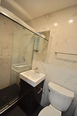 Rented by REAL New York | media 38