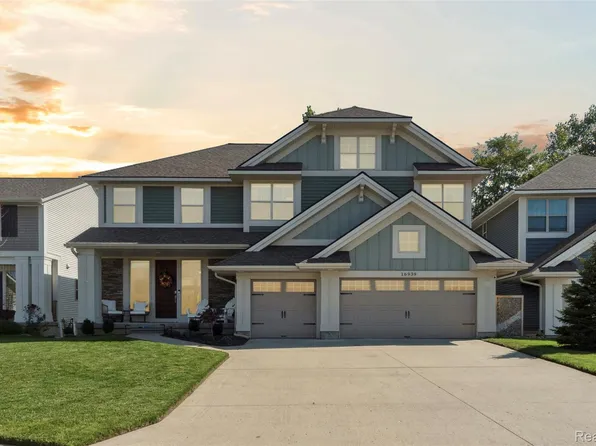 16939 Willowbrook Dr, Haslett, MI 48840