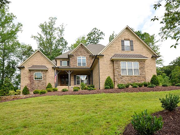 2nd image of 7717 Briardenn Dr