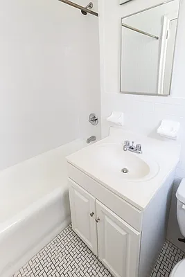 Rented by Compass | media 16