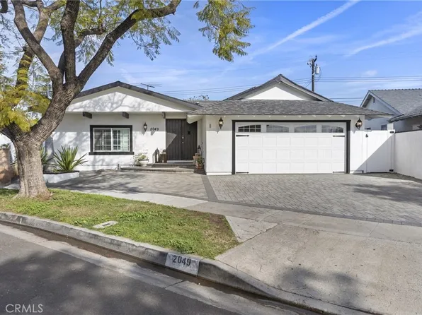 2049 W Harvard St, Santa Ana, CA 92704