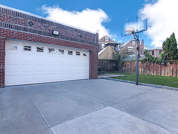 2nd image of 2311 Tenbroeck Ave