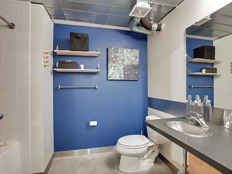 250 Park Ave #213 — Photo 8