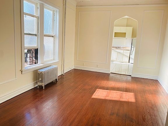 5th image of 87 Halsey St #C1