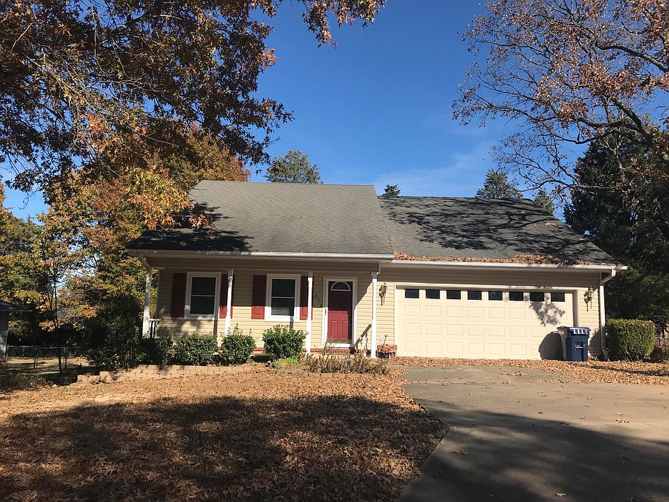 1st image of 35 Cedar Crest Dr