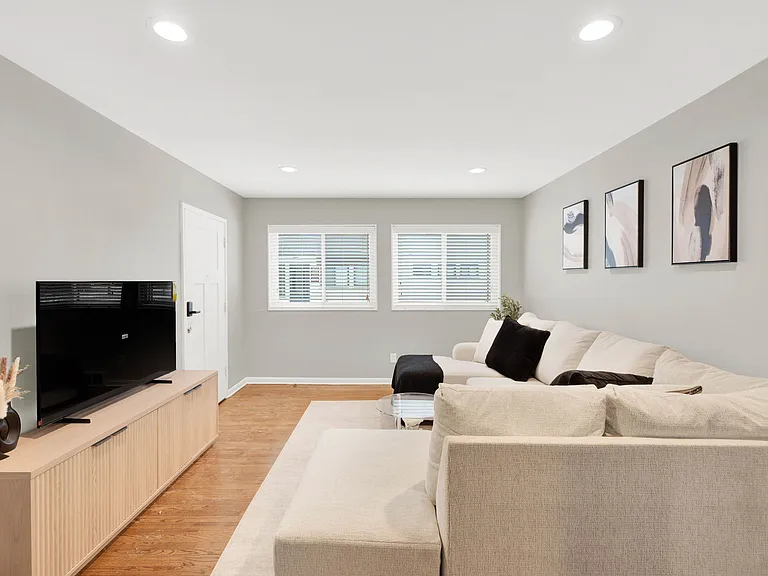 1809 W Farnum Ave #3 — Photo 8