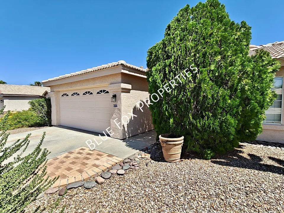 6717 W Nueva Vista Dr