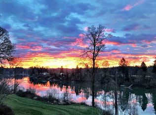 31254 SW Willamette Way W, Wilsonville, OR