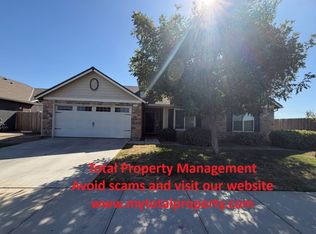 2991 Placer St, Tulare, CA 93274