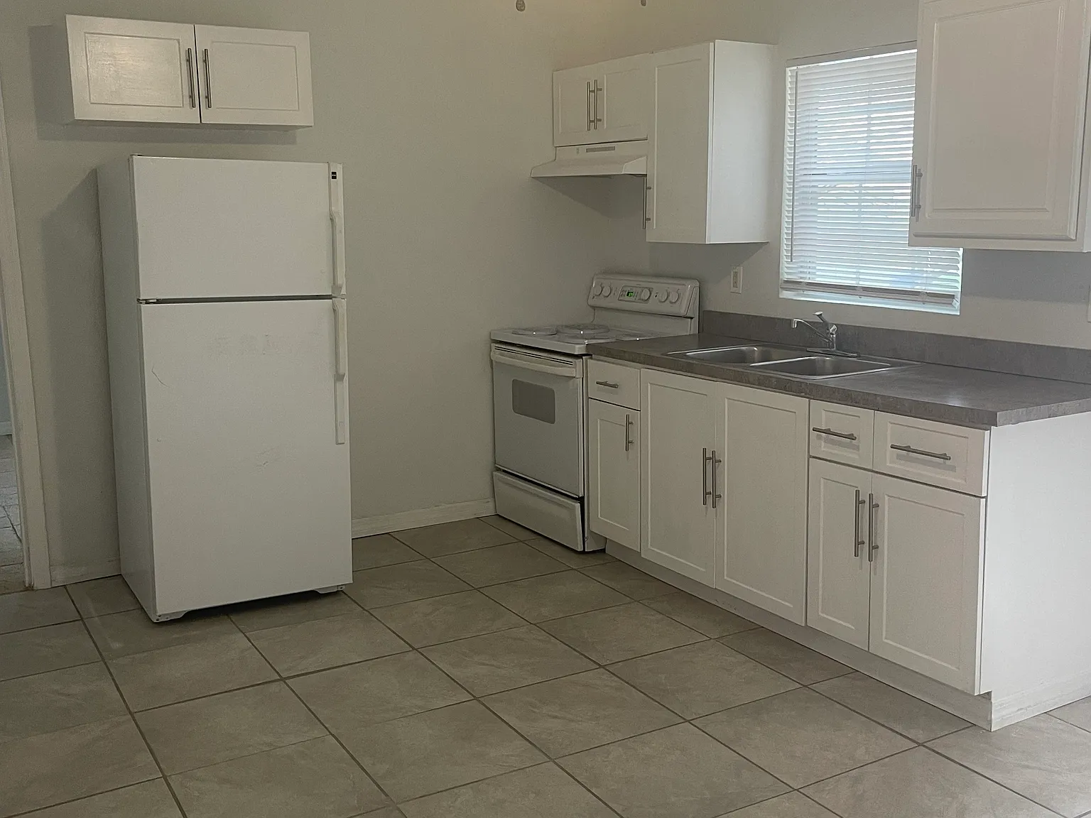 1 bed, $995 — Photo 2