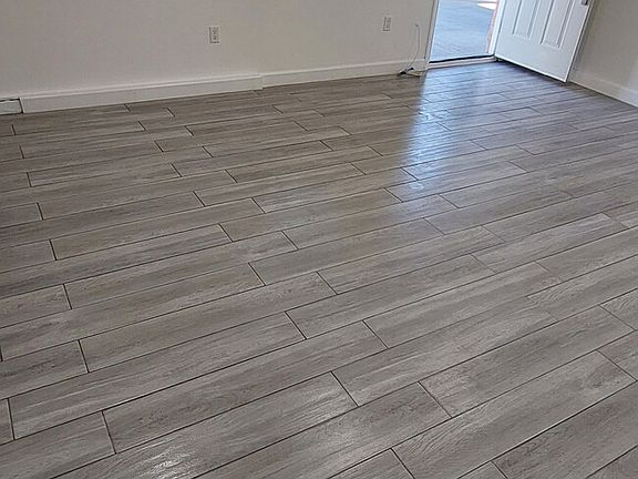 4th image of 5709 Klump Ave