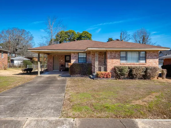 6600 Bluebird Dr, Little Rock, AR 72205