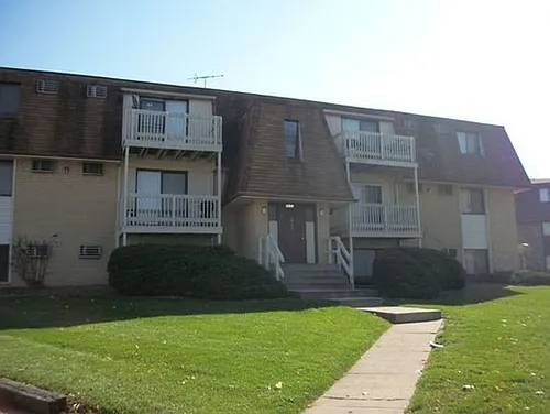 1448 Pioneer Rd Photo 1