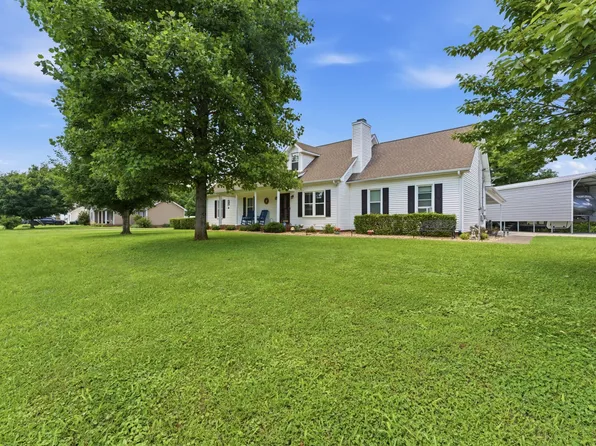 1202 Snead Dr, Murfreesboro, TN 37128