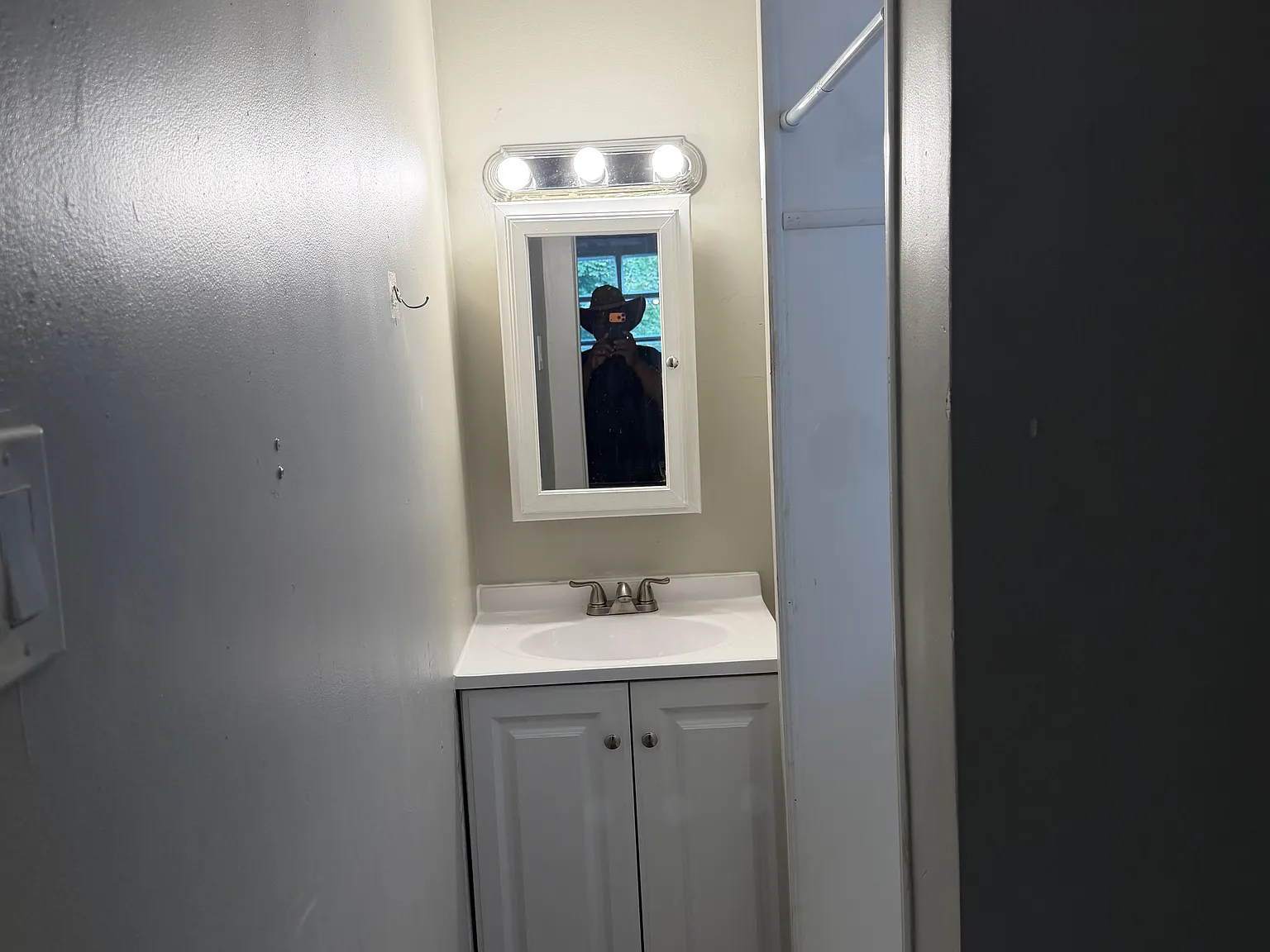 1 bed, $750 — Photo 2