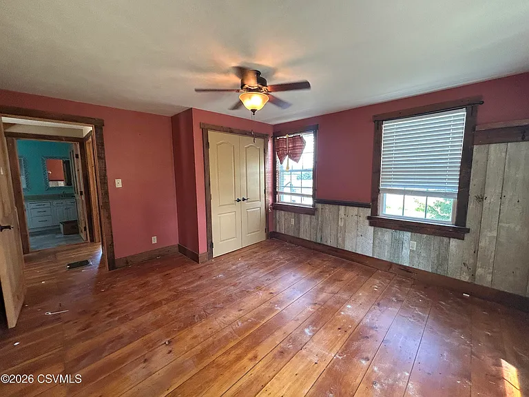 687 Hanselman Rd — Photo 32