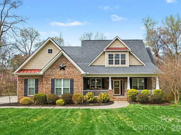 1520 Bennington Dr NW, Concord, NC 28027