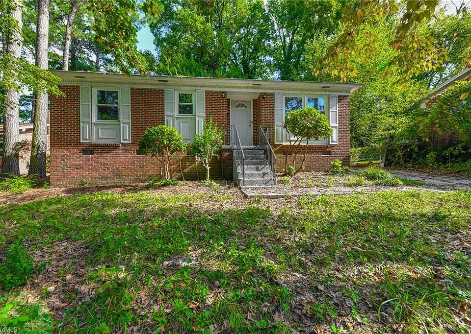1st image of 2511 Emerald Dr